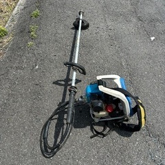 【中古新ダイワ 肩掛式刈払い機 】