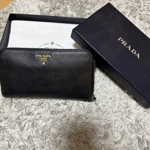 プラダ　　PRADA 長財布　サフィアーノ
