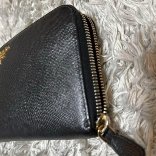 プラダ　　PRADA 長財布　サフィアーノ