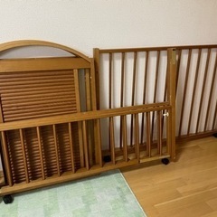 ベビーベッド
