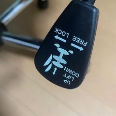 ワーキングアームチェア　背メッシュの画像