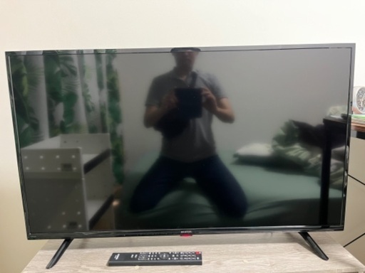 フルハイビジョン液晶テレビ