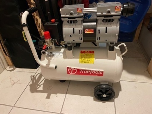 エアコンプレッサー　オイルレス