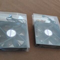 中古　PC用12cmファン　２個の画像