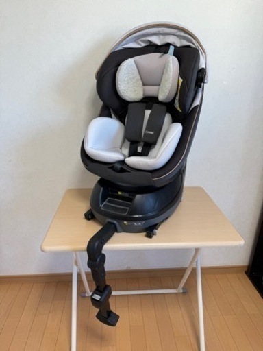 コンビ　チャイルドシート　クルムーヴスマート