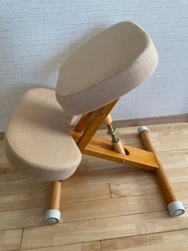 【ほぼ新品】姿勢が良くなる椅子