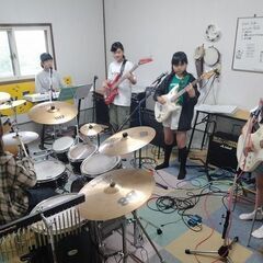 軽音楽サークル　会員募集中！