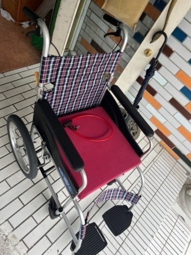 【本日引取限定価格】車椅子　日進医療器