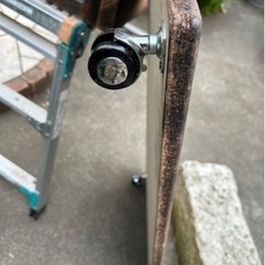 爬虫類ゲージ2個、キャスター付き台車の画像