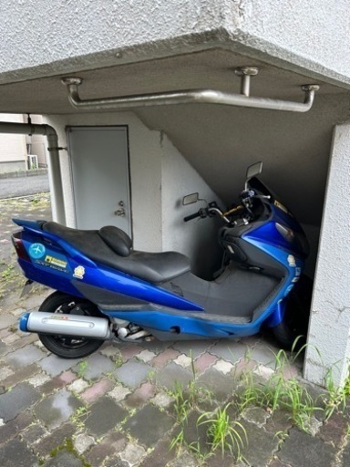 ビッグスクーター
バイク スズキ