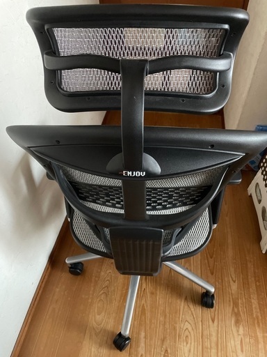 エルゴヒューマン エンジョイ ブラック ヘッドレスト有り