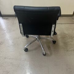 事務用椅子合皮張り：引き取り限定ですの画像