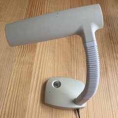 【決まりました】
蛍光灯デスクスタンドの画像