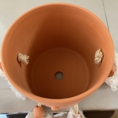 素焼きのプランター？飾り？の画像