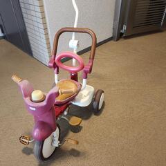 三輪車の画像
