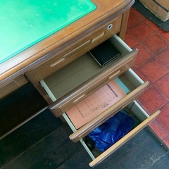 勉強机　学習机　子供用　小学生　くろがね　家具 オフィス用家具 机の画像