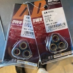 ジャイロ　キャノピーのエンジンと部品の画像