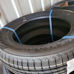 155 65 14  新品4本あります。