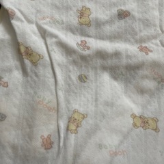 新品 プーさん 50-70 ベビー服 男女兼用の画像