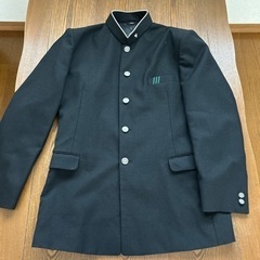 制服