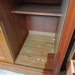食器棚　飾り棚の画像
