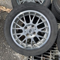 車のパーツ タイヤ、ホイールの画像