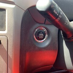 ＥＴＣ　ナビ　オートクルーズコントロール　スマートキー　電動格納ミラー　フルフラット　ＣＶＴ　盗難防止システム　衝突安全ボディ　ＡＢＳ　ＣＤ　ミュージックプレイヤー接続可　エアコン　パワーステアリングの画像
