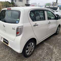 ＥＴＣ　キーレスエントリー　アイドリングストップ　ＣＶＴ　盗難防止システム　ＡＢＳ　ＣＤ　ミュージックプレイヤー接続可　衝突安全ボディ　エアコンの画像