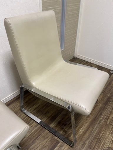 オフィス・リビング家具　椅子4脚セット