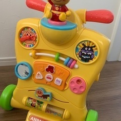 アンパンマン　へんしんウォーカー