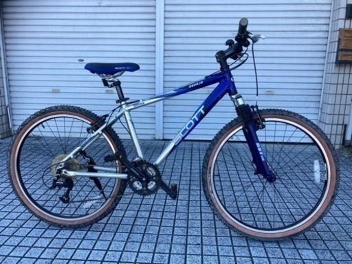 【マウンテンバイク】SCOTT製　美品❗️オススメ車❗️NAVAJO 3x9段変速　26x2.10タイヤ　新品サイドスタンド付　若林自転車　唐崎店　SALE中❗️