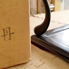 ミニ高卓 黒丹 飾卓花台 約28cm 透かし彫り 札幌市北区屯田の画像