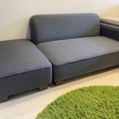 2人掛けソファ　500円　