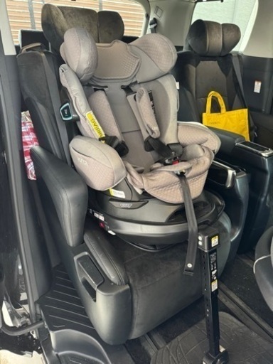 アップリカ Aprica フラディア グロウ ISOFIX