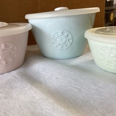 陶器の密封容器の画像