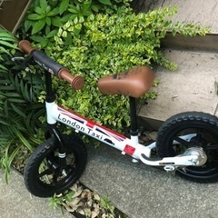 ストラーダー　キックバイクの画像