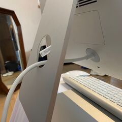 アップル / iMac 27 インチ  Retina 5K マジック キーボード/マウスの画像
