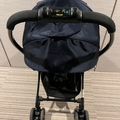 【ベビーカー（コンビ fugebaby）】★オート4キャスが使いやすい‼︎★の画像