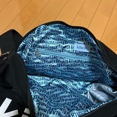 kitson 旅行カバンの画像