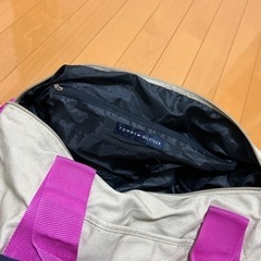 TOMMY 旅行カバンの画像