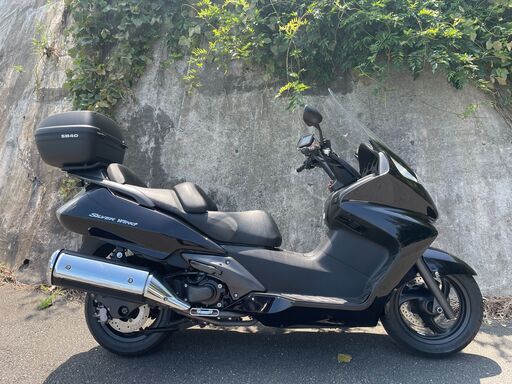 ホンダ　シルバーウイング　装備充実　美車　ETC　ドラレコ　ナビ