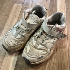 子ども　靴　22cm