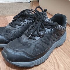メンズスニーカー（ダンロップ）２５．５センチ