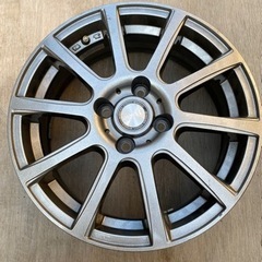 車のパーツ タイヤ、ホイール