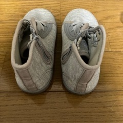 スニーカー16㎝の画像