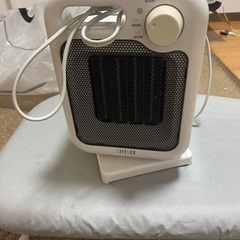 卓上　ヒーター