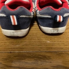 スニーカー16cmの画像