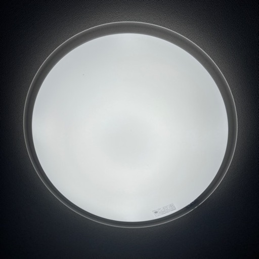Toshiba LED 調光調色  12畳　照明