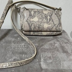 靴/バッグ バッグ ショルダーバッグ