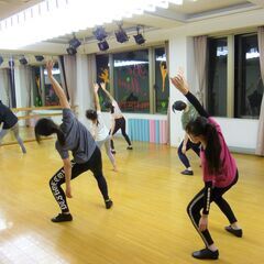 宝塚歌劇団出身・現宝塚音楽学校ダンス講師によるステージダンス（シアタージャズ）♪生徒募集中☆の画像